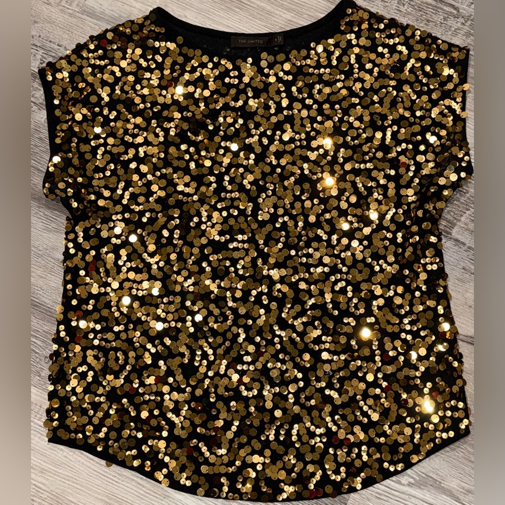 Women's Black W/Gold sequins all over  Shirt Size Small Brand The limited